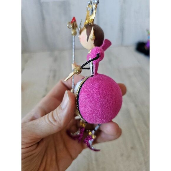 Pier 1 Queen jointed glitter metal valentine ornament vintage Xmas tree wand pin - Picture 3 of 10